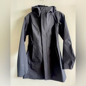 Arcteryx Codetta goretex coat NEW